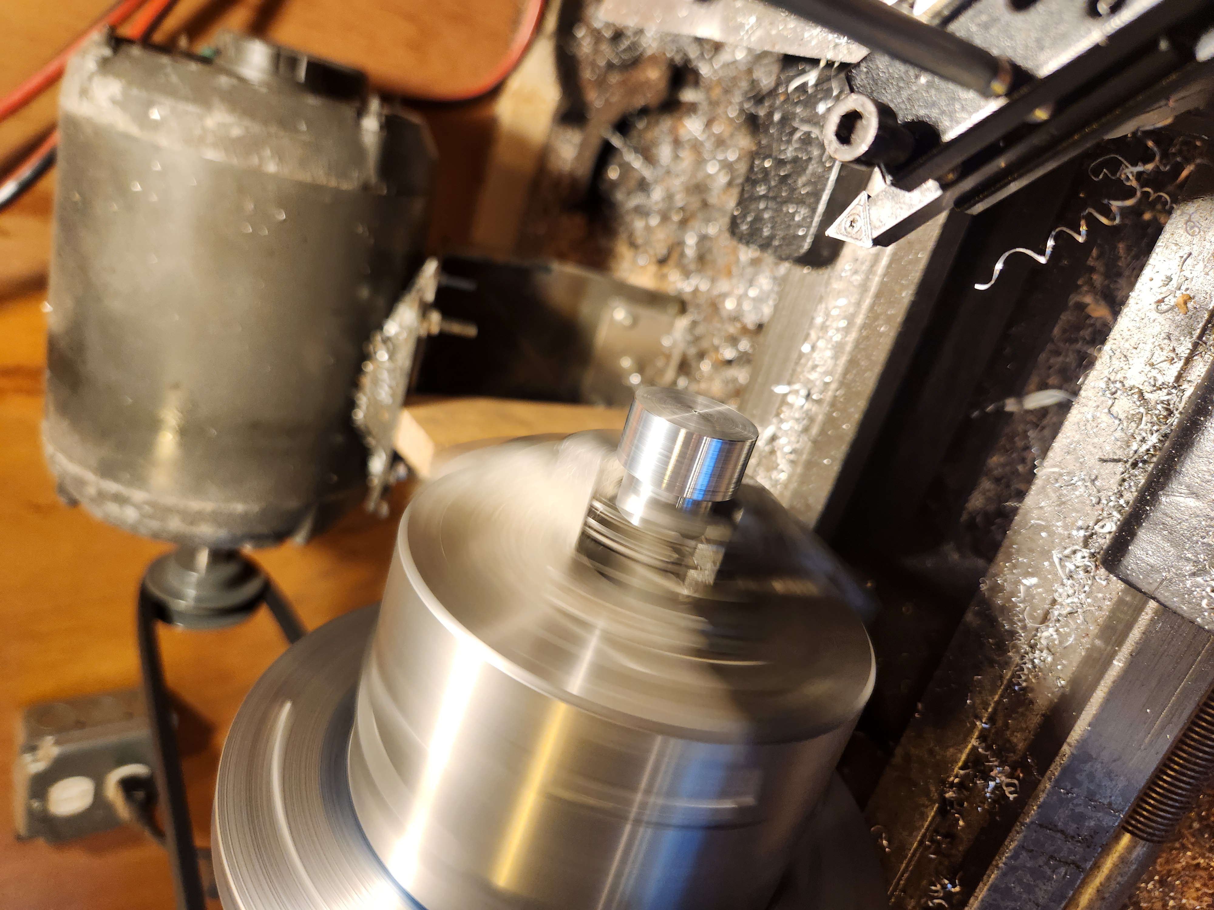 Cutting bearing seats and drilling main hole